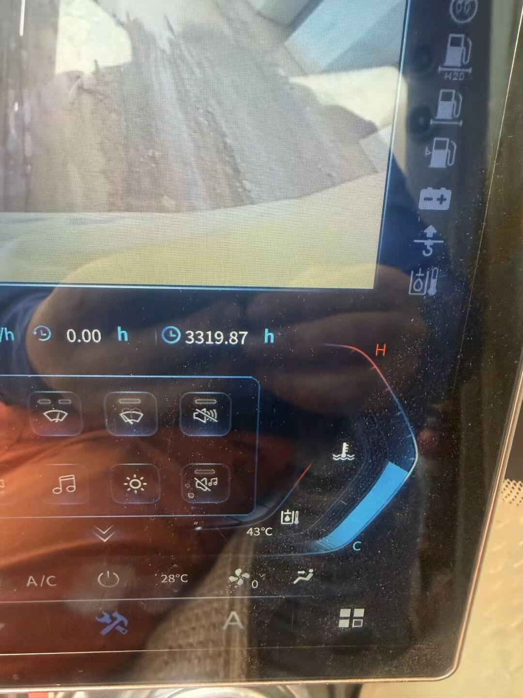 Buy Sany SY650H Used Excavator / 4