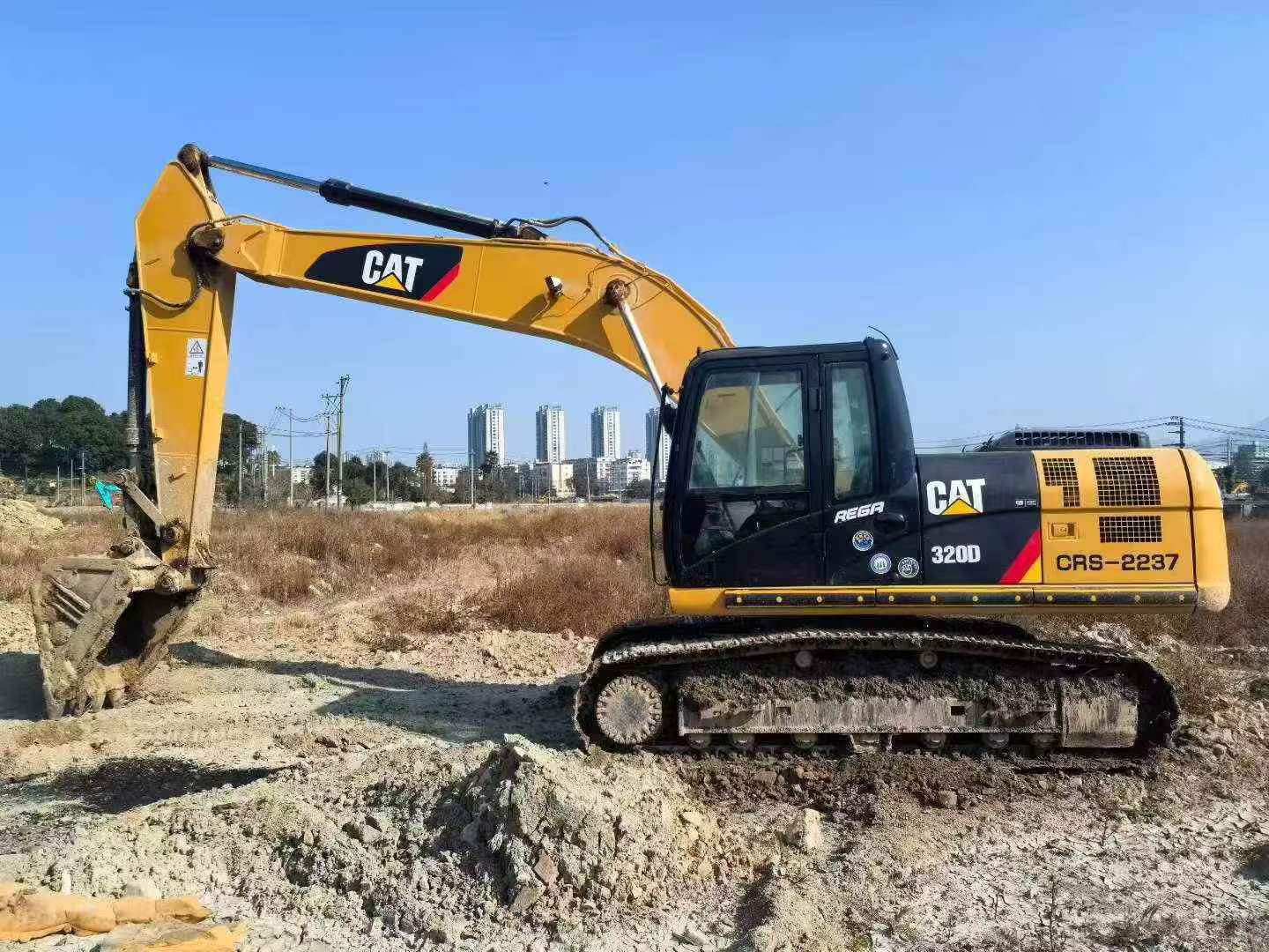 Buy Caterpillar 320A Used Excavator / 6