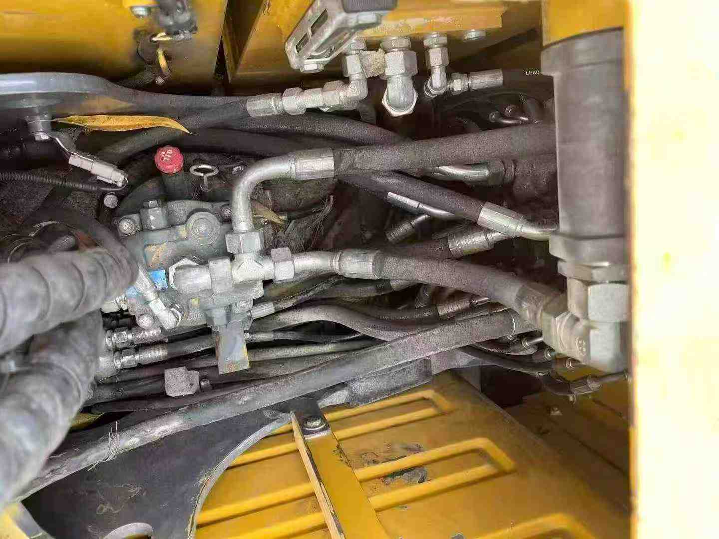 Buy XCMG XE75C Used Excavator / 2