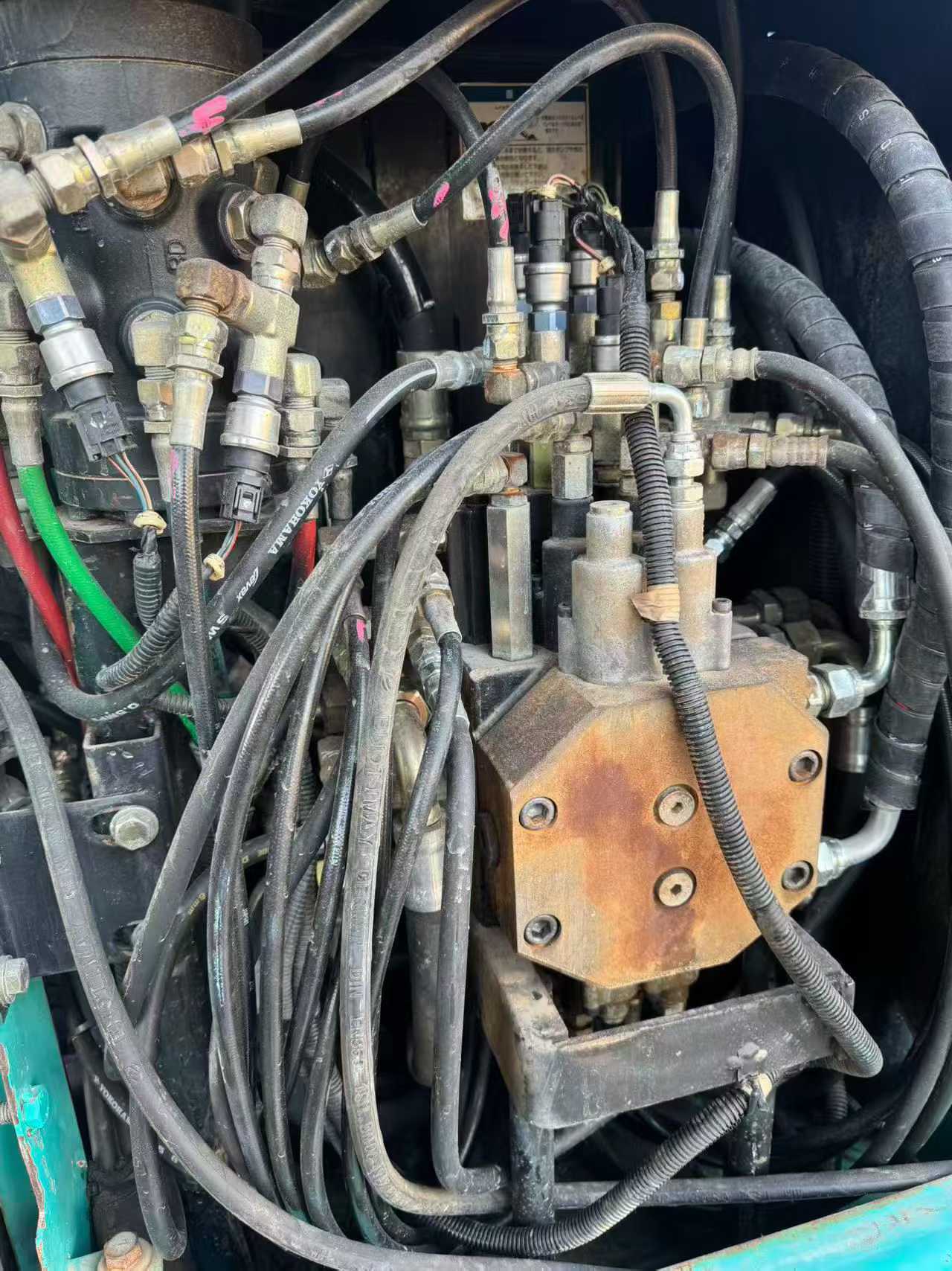 Buy Kobelco SK70SR Used Excavator / 7