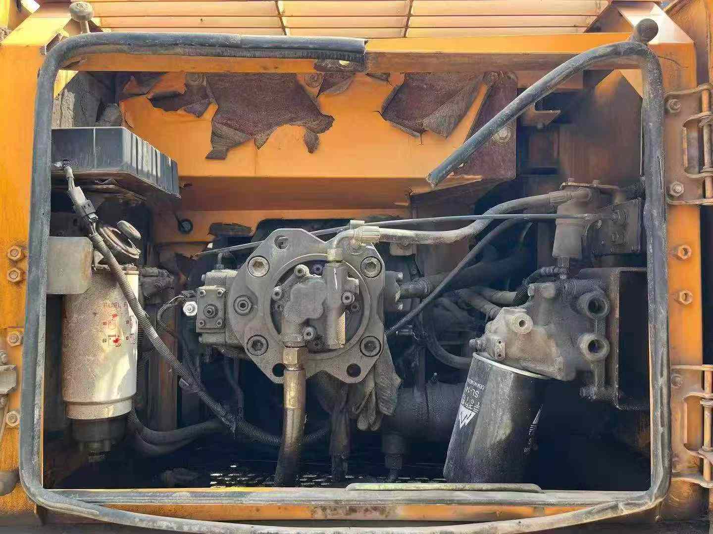 Buy Sany SY215C-8 Used Excavator / 4