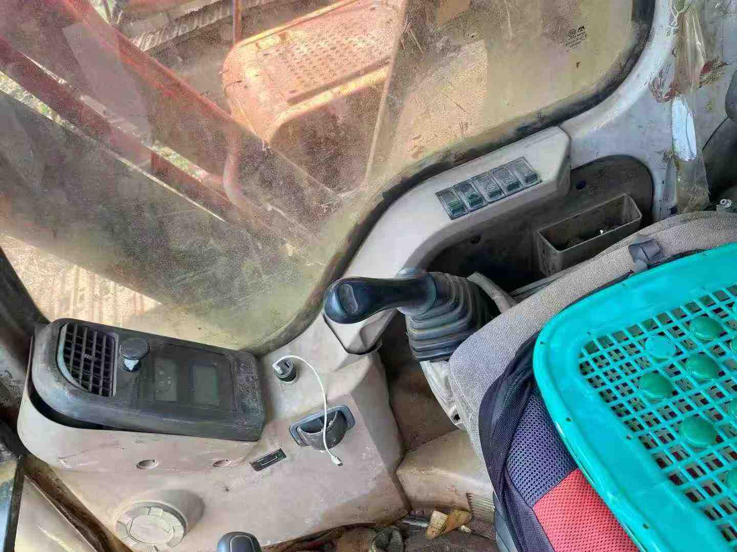 Buy Doosan DH300-7 Used Excavator / 4