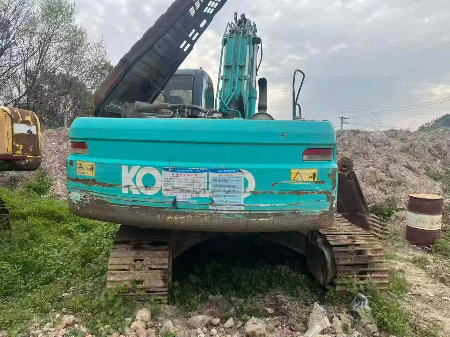Buy Kobelco SK210-6 Used Excavator / 2