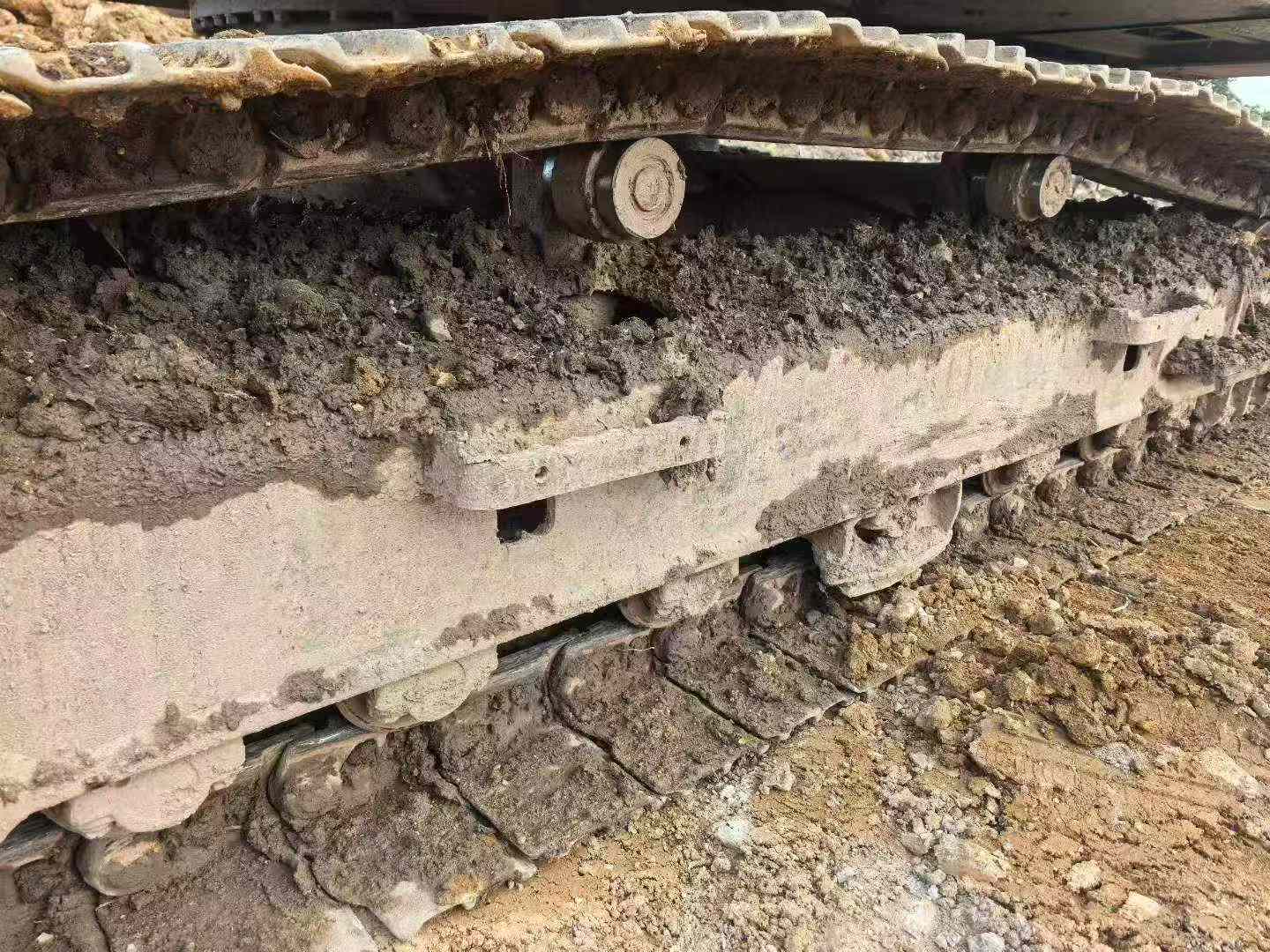 Buy Kobelco SK200 Used Excavator / 9