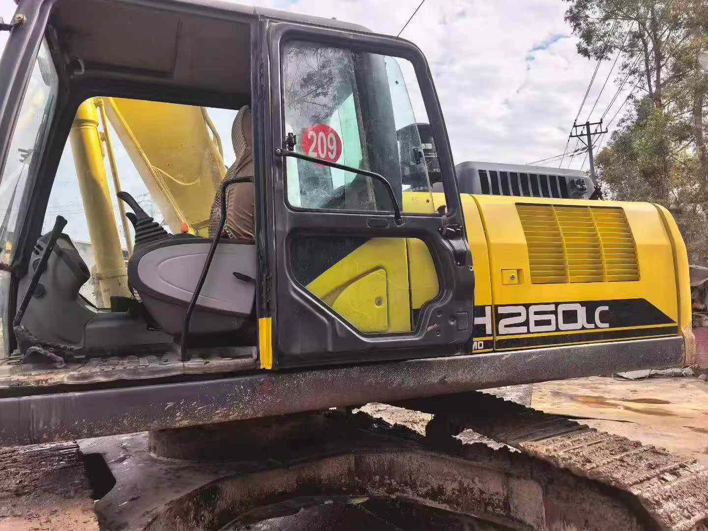 Buy Sumitomo SH260LC-6 Used Excavator / 8