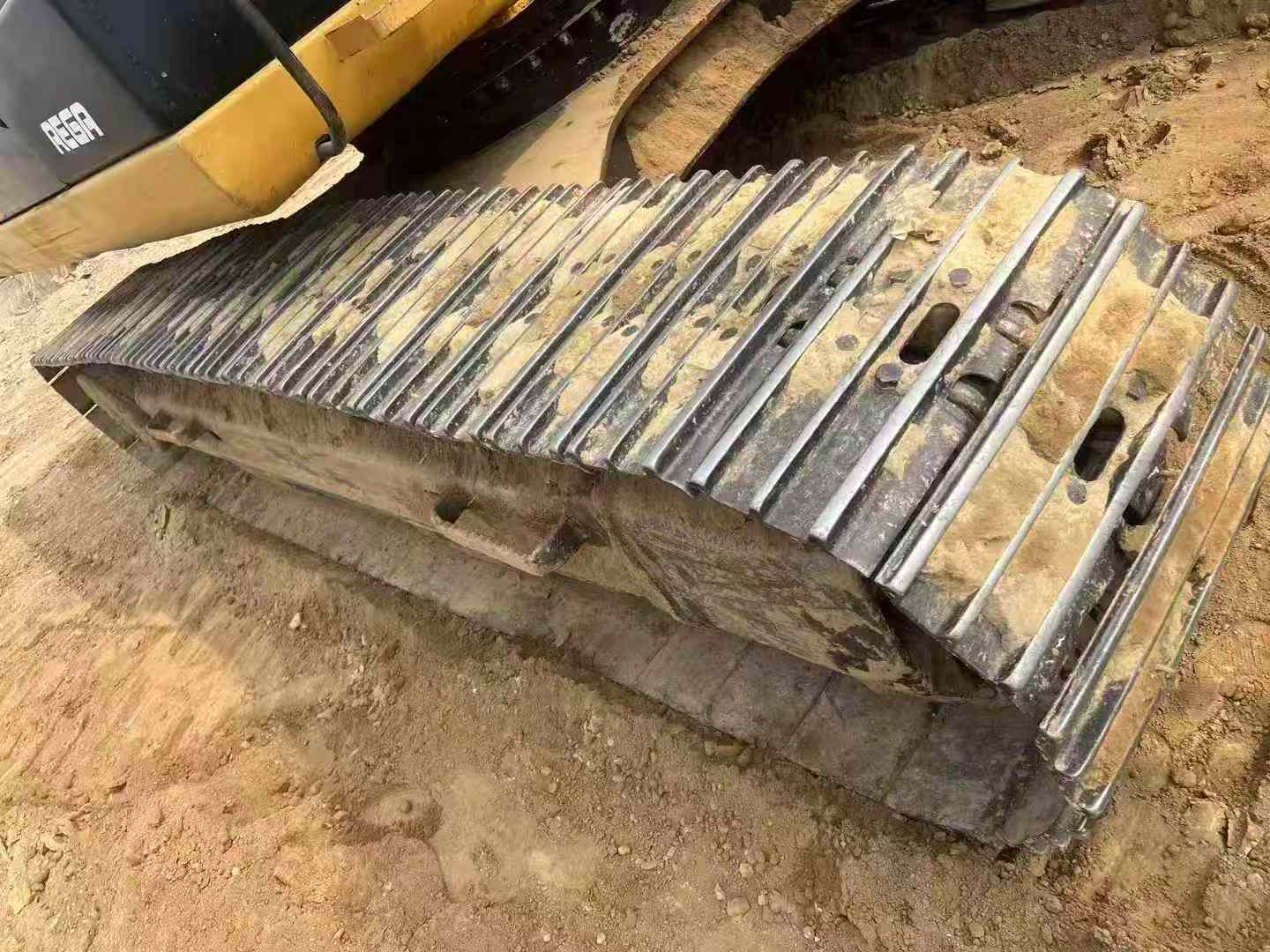 Buy Caterpillar 323 Used Excavator / 5