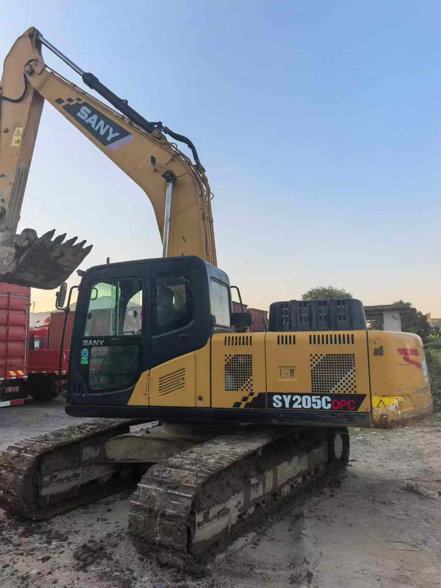 Buy Sany SY205C Used Excavator / 4