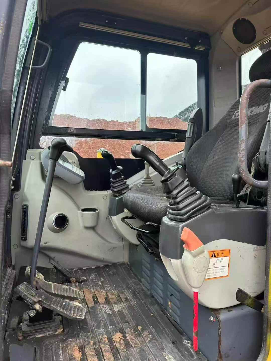 Buy XCMG XE60 Used Excavator / 4