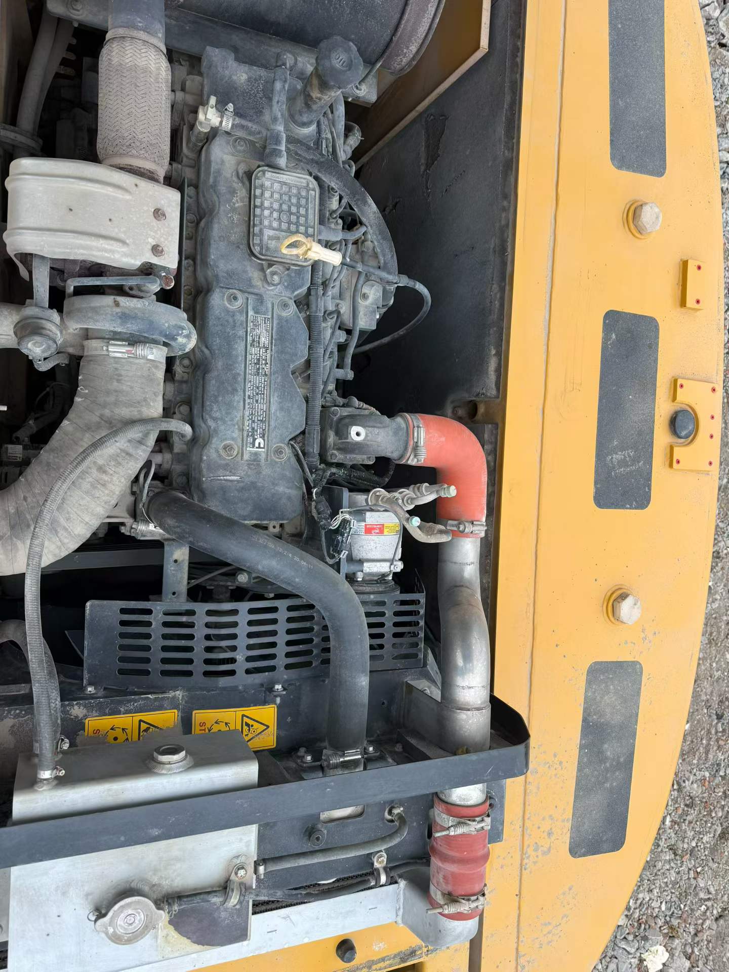 Buy XCMG XE245D Used Excavator / 8