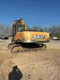 Buy Sany SY205C-8 Used Excavator / 3 Buy Sany SY205C-8 Used Excavator / 3