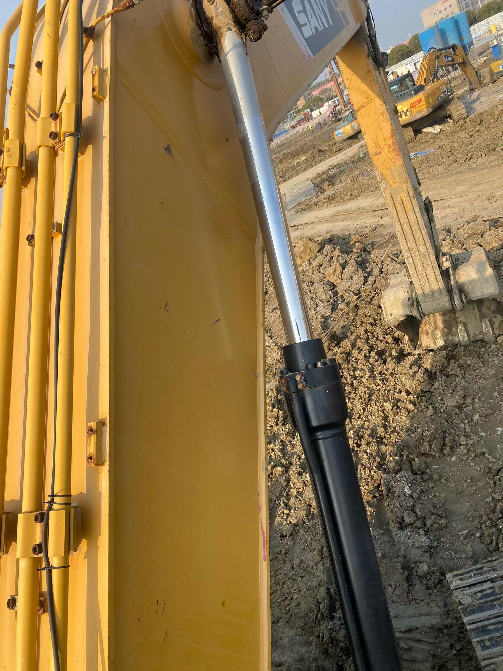 Buy Sany SY215C Used Excavator / 3