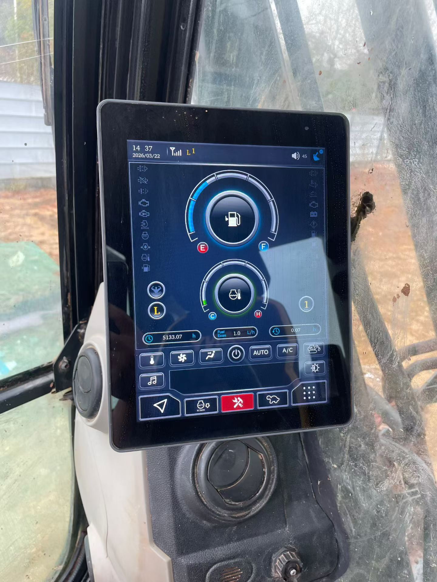 Buy Sany SY205C-8 Used Excavator / 5