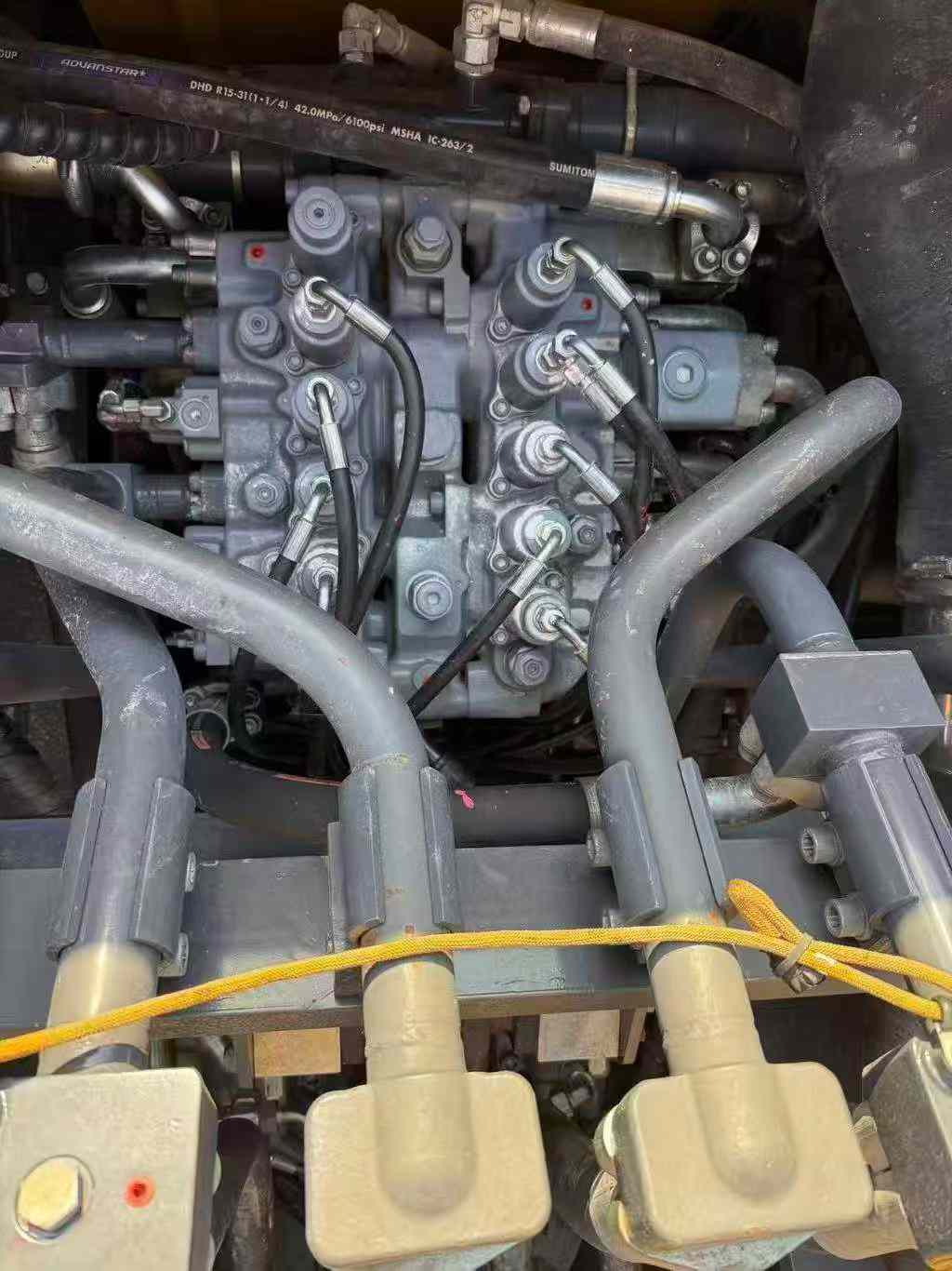 Buy XCMG LW800K Used Excavator / 4