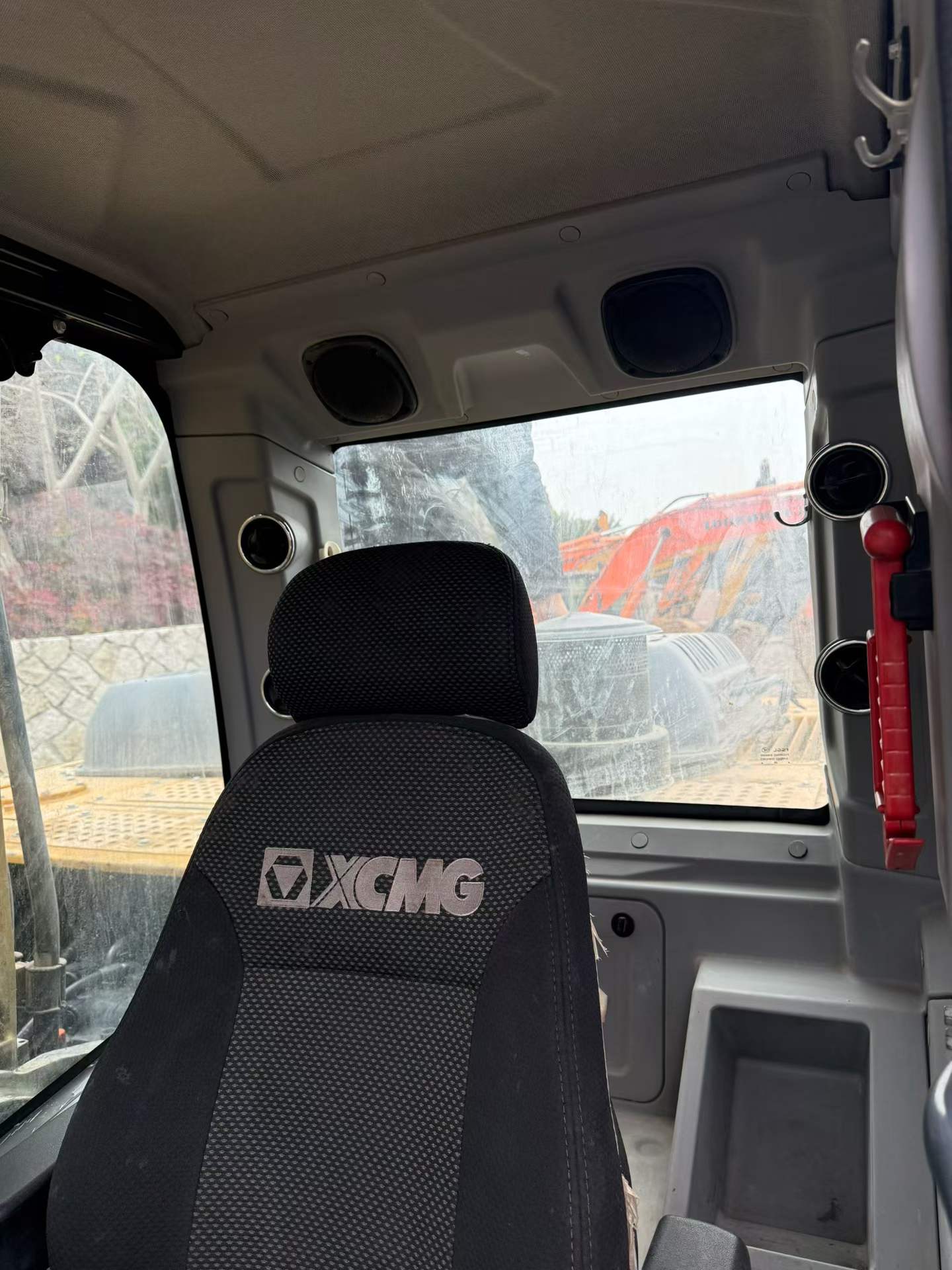 Buy XCMG XE245D Used Excavator / 7