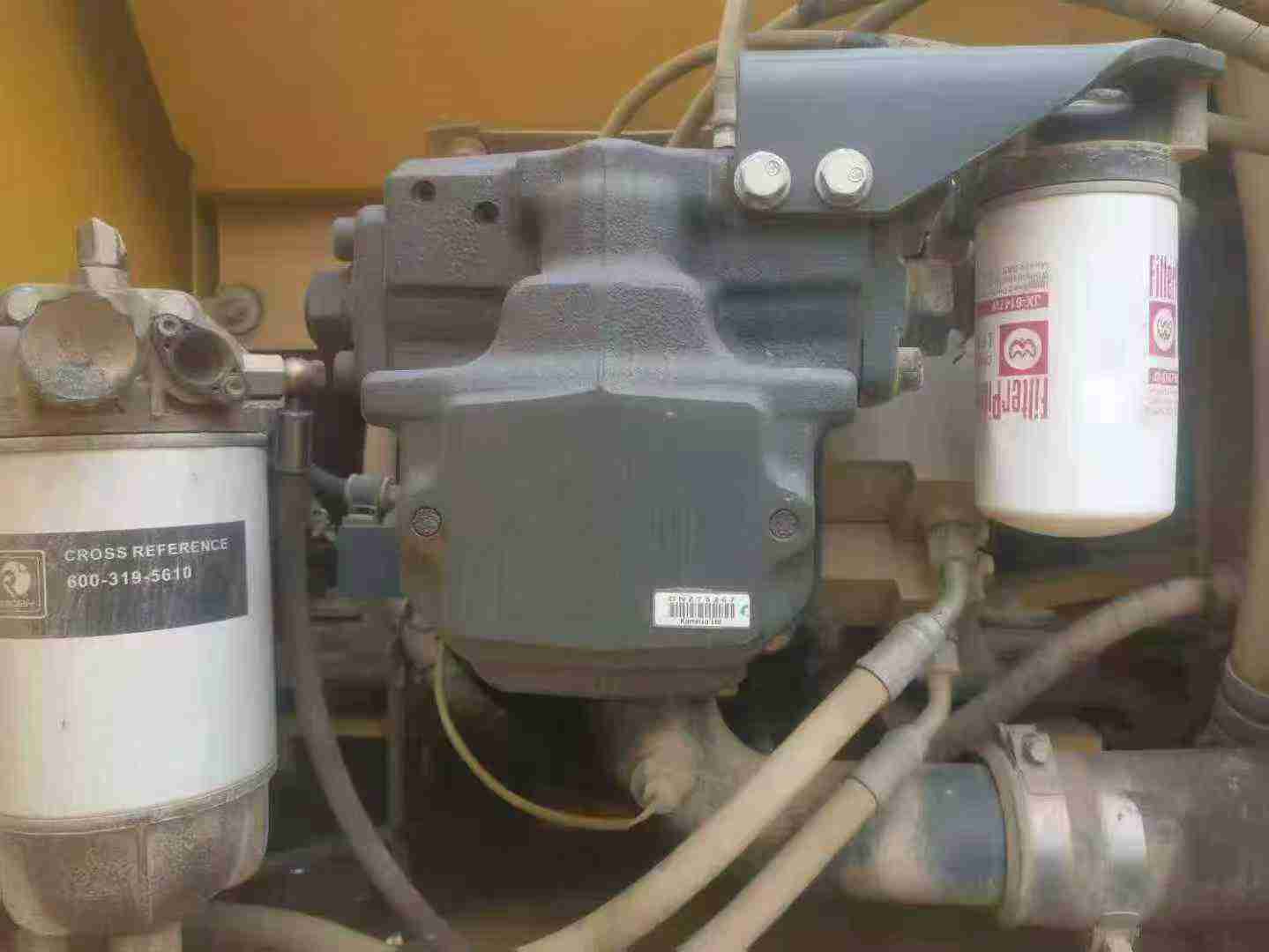 Buy Komatsu PC200-8 Used Excavator / 8