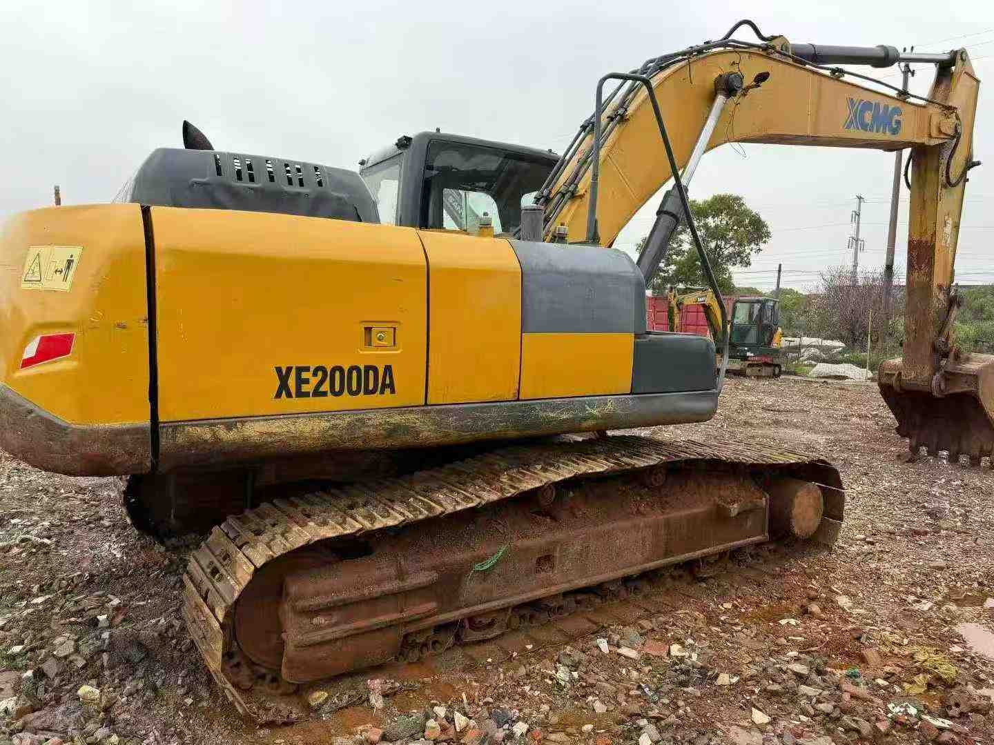 Buy XCMG XE200 Used Excavator / 2
