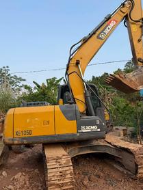 Buy XCMG XE135D Used Excavator / 9 Buy XCMG XE135D Used Excavator / 9