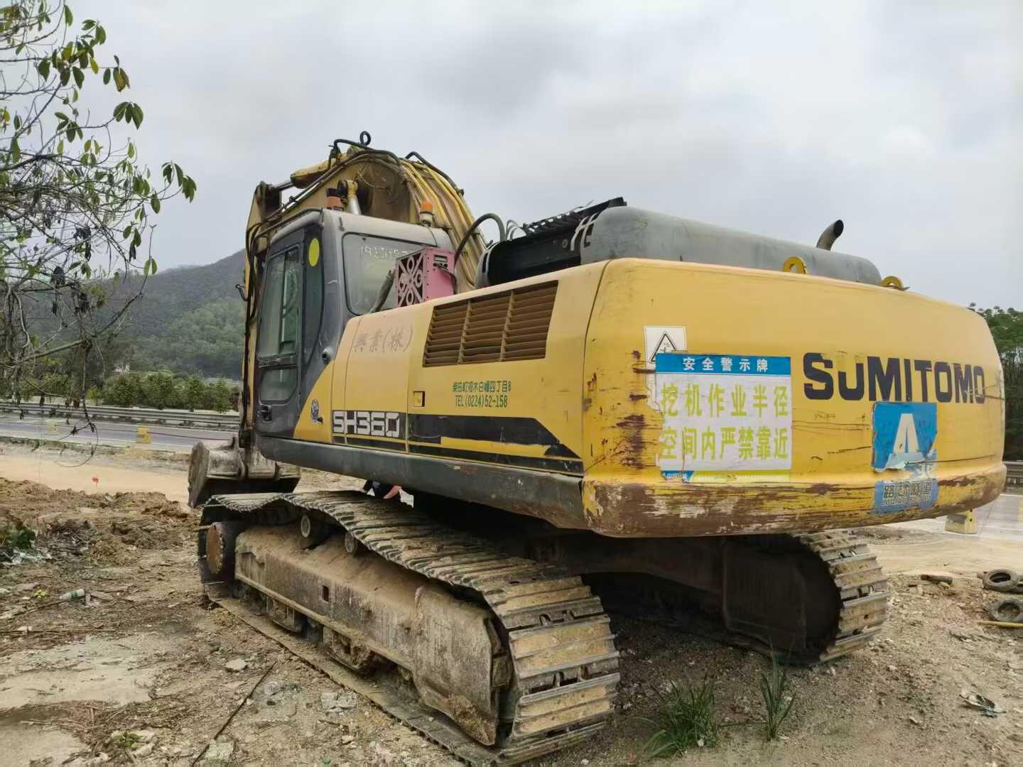 Buy Sumitomo SH350-3B Used Excavator / 2