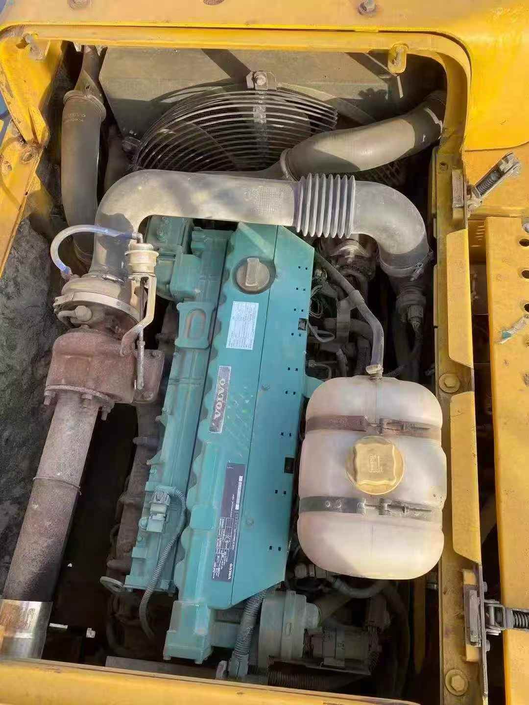 Buy Volvo EC210D Used Excavator / 4