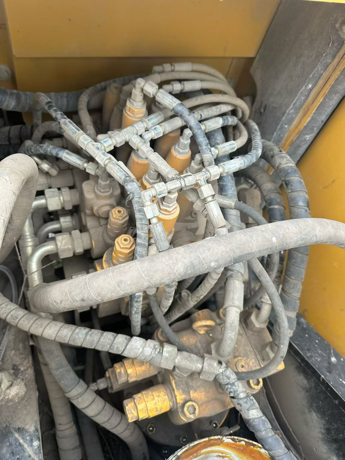 Buy Sany SY135 Used Excavator / 4