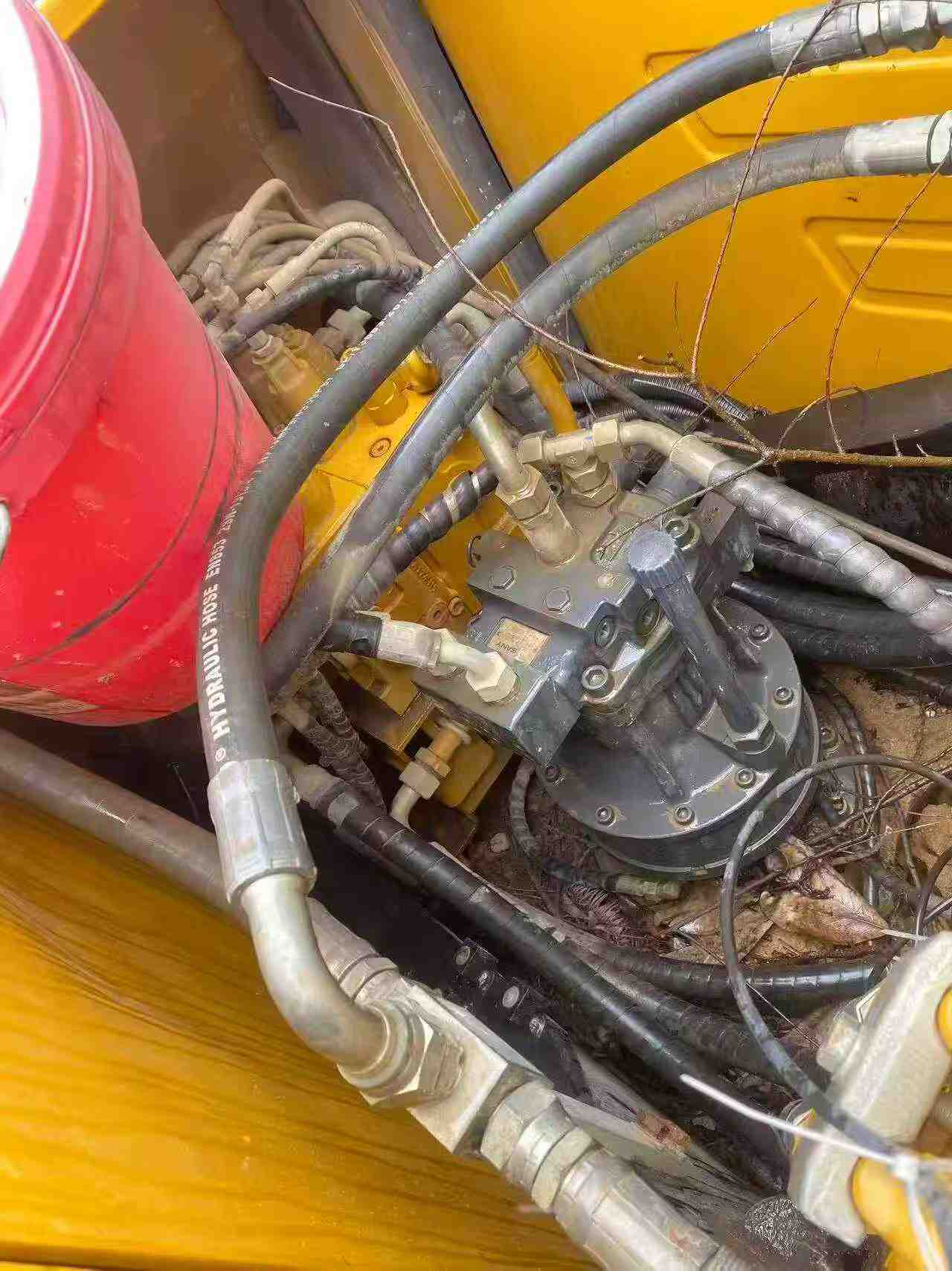 Buy Sany SY125C Used Excavator / 4