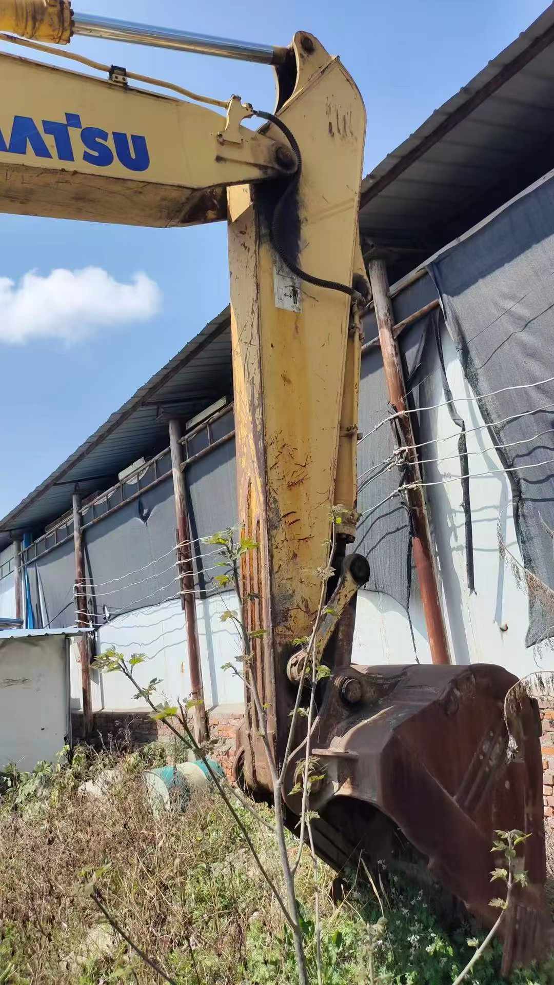 Buy Komatsu PC240-6 Used Excavator / 8