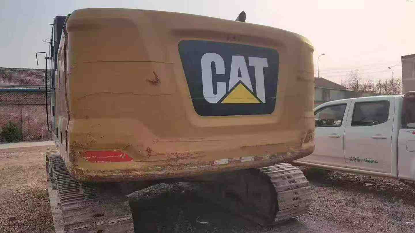 Buy Caterpillar 320A Used Excavator / 6
