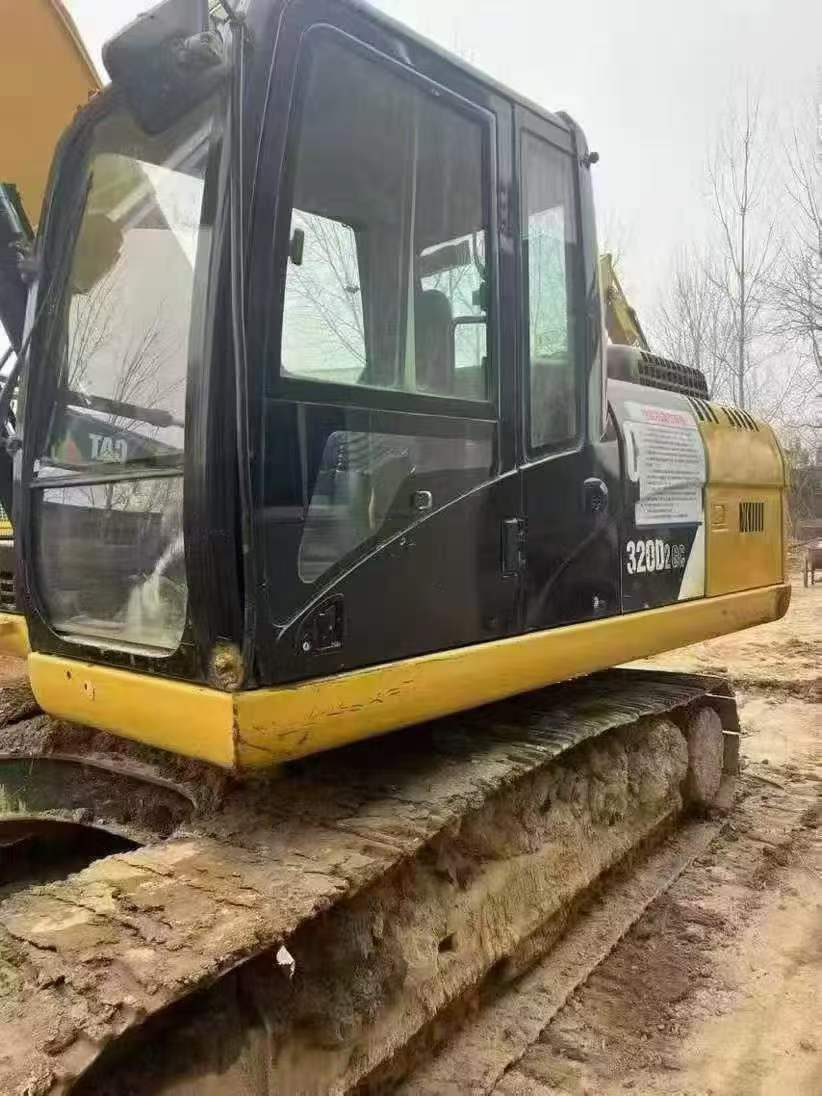 Buy Caterpillar 320D2GC Used Excavator / 8