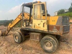 Buy Komatsu PC100-5 Used Excavator / 4 Buy Komatsu PC100-5 Used Excavator / 4