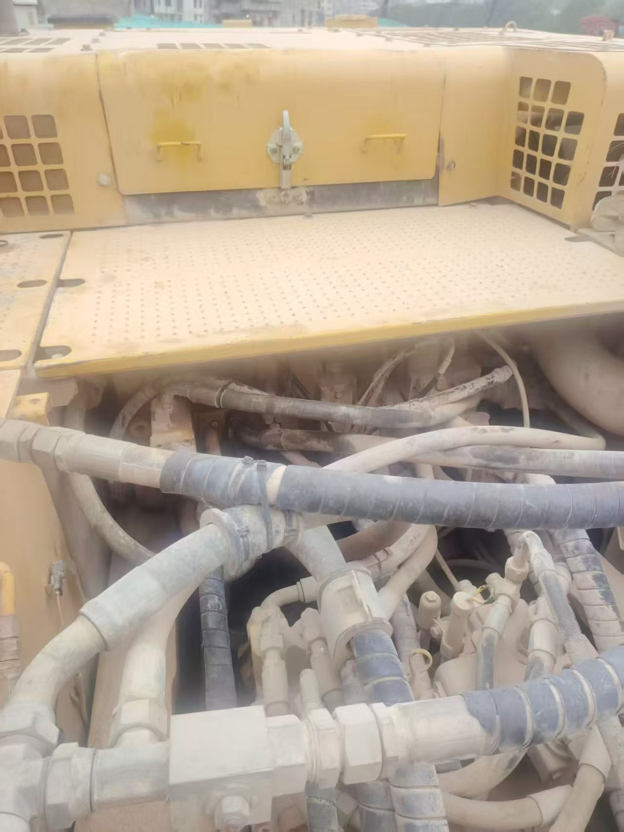 Buy Caterpillar 349E Used Excavator / 5