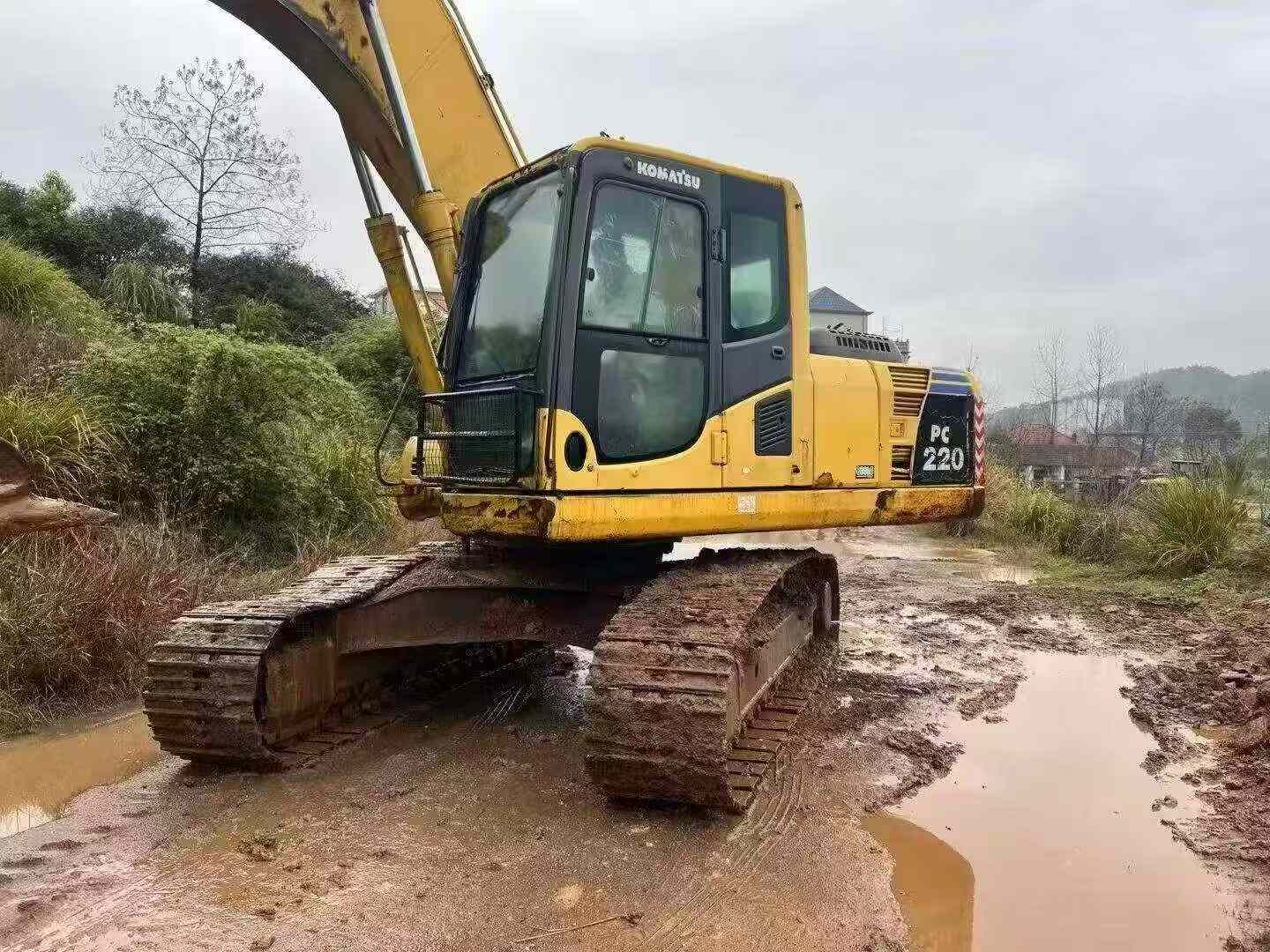 Buy Komatsu PC200 Used Excavator / 5