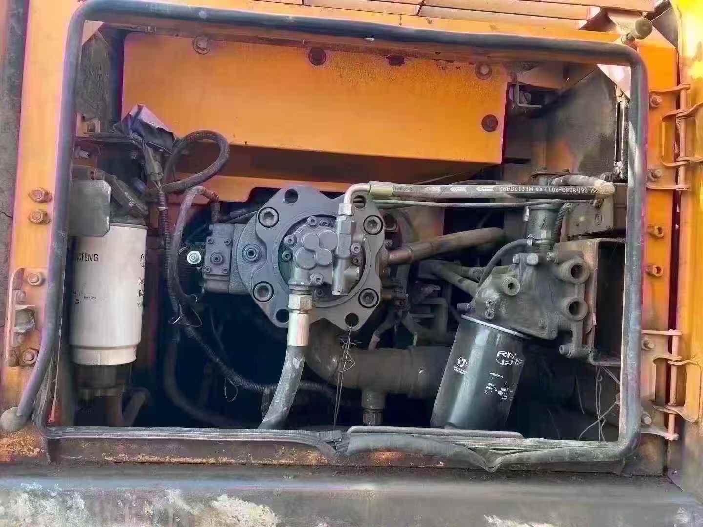 Buy Sany SY215C-8 Used Excavator / 8