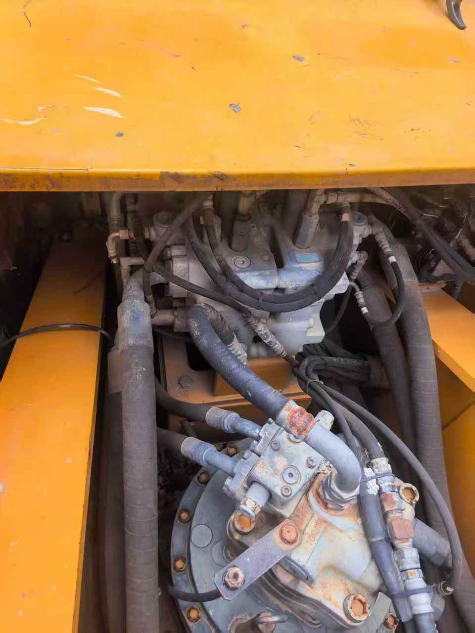 Buy Kato HD1430 Used Excavator / 3