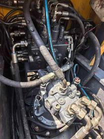 Buy XCMG XE155D Used Excavator / 7 Buy XCMG XE155D Used Excavator / 7