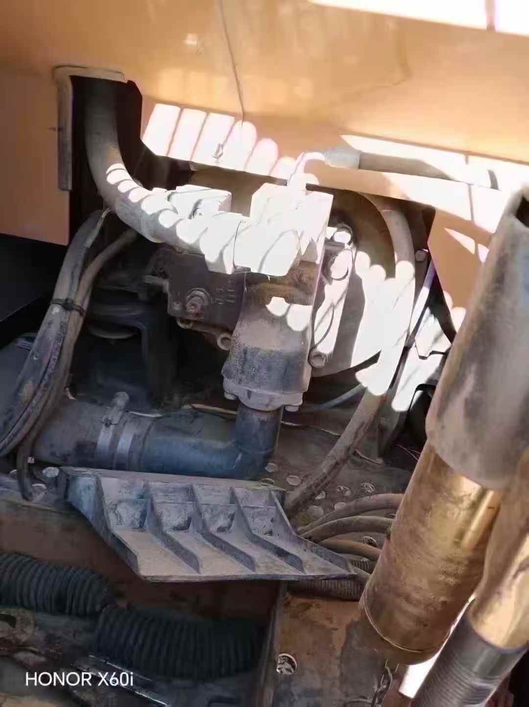 Buy XCMG XE75C Used Excavator / 2