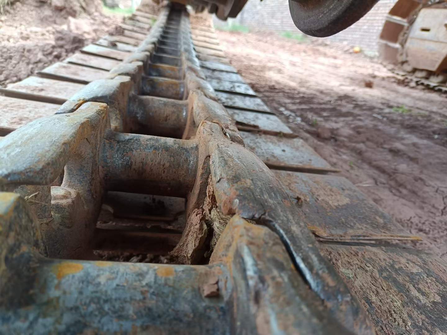 Buy Hitachi ZH200-5A Used Excavator / 4