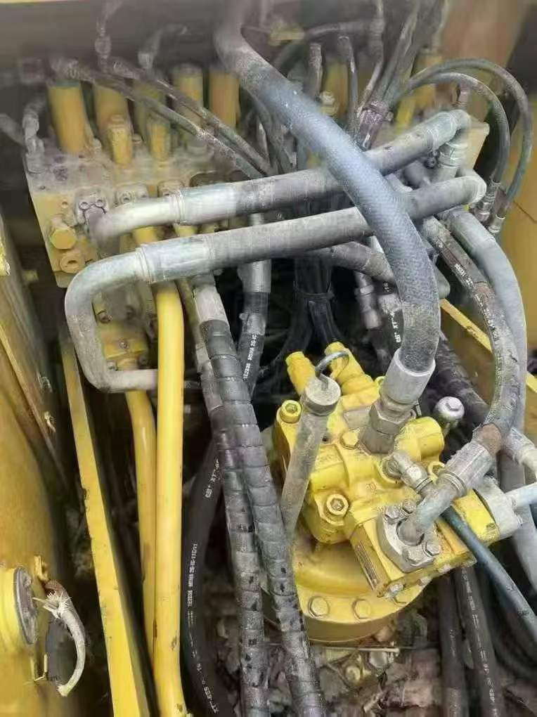 Buy Caterpillar 320D2GC Used Excavator / 6