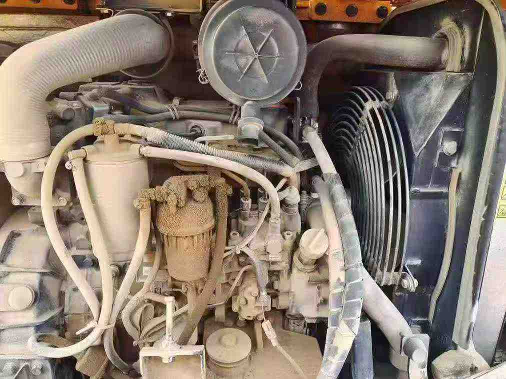 Buy Hyundai HX60 Used Excavator / 2