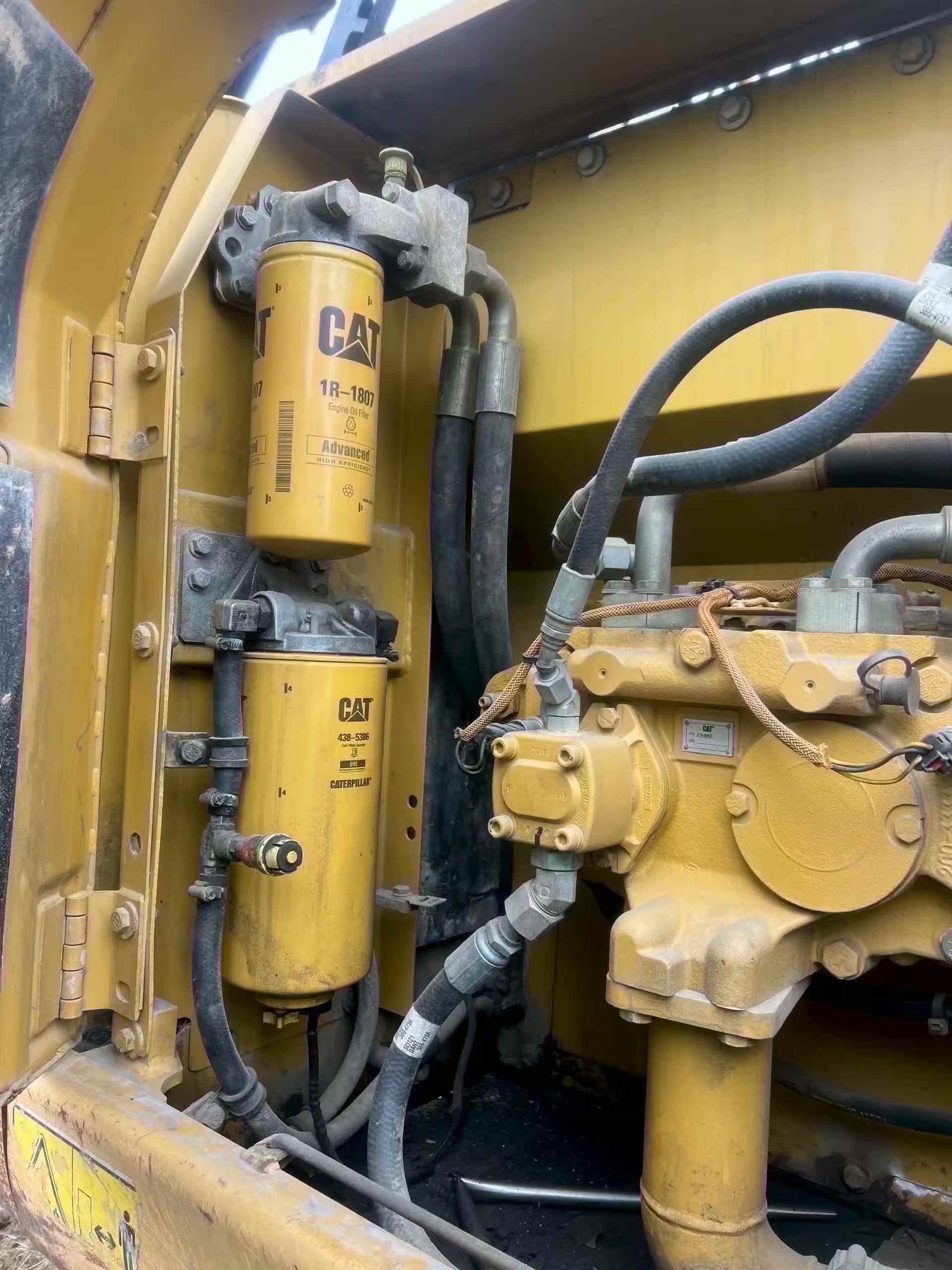 Buy Caterpillar 320A Used Excavator / 6