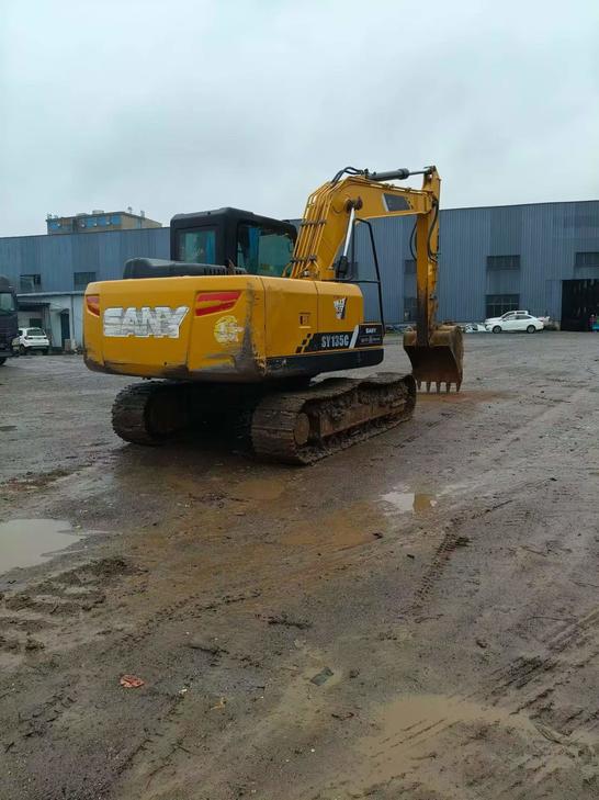Buy Sany SY135 Used Excavator / 1