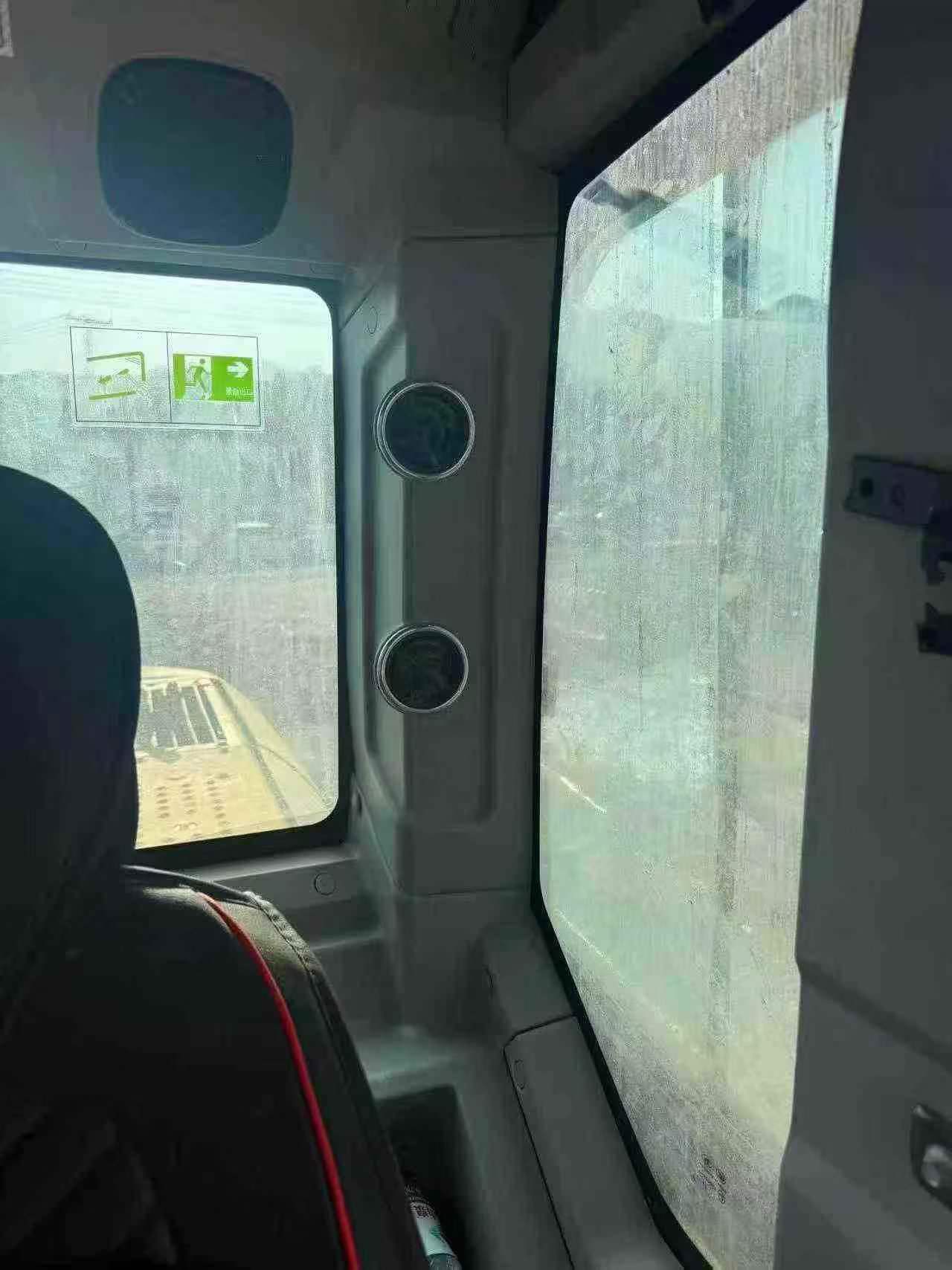 Buy XCMG XE270DK Used Excavator / 8