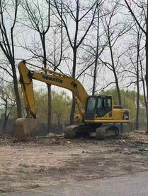 Buy Komatsu PC210 Used Excavator / 2 Buy Komatsu PC210 Used Excavator / 2