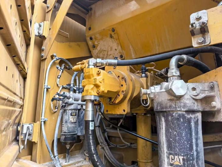 Buy Caterpillar 350L Used Excavator / 1