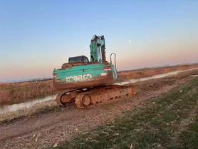 Buy Kobelco SK250 Used Excavator / 9 Buy Kobelco SK250 Used Excavator / 9