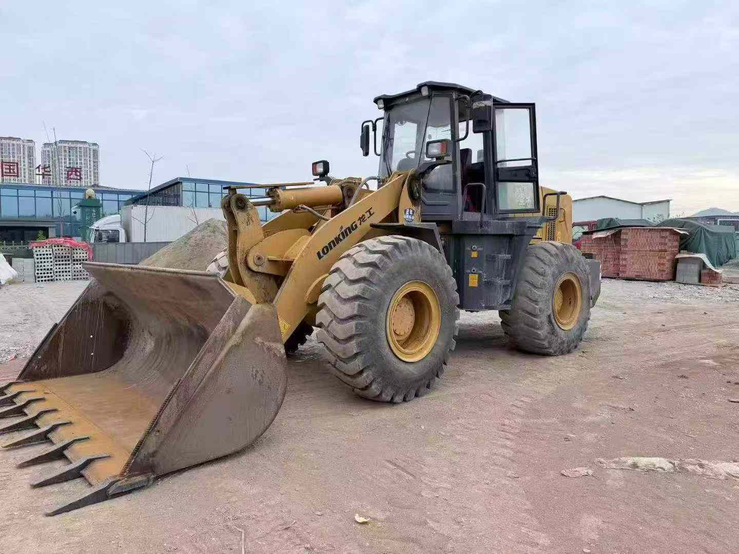Buy Lonking LG853N Used Loader
