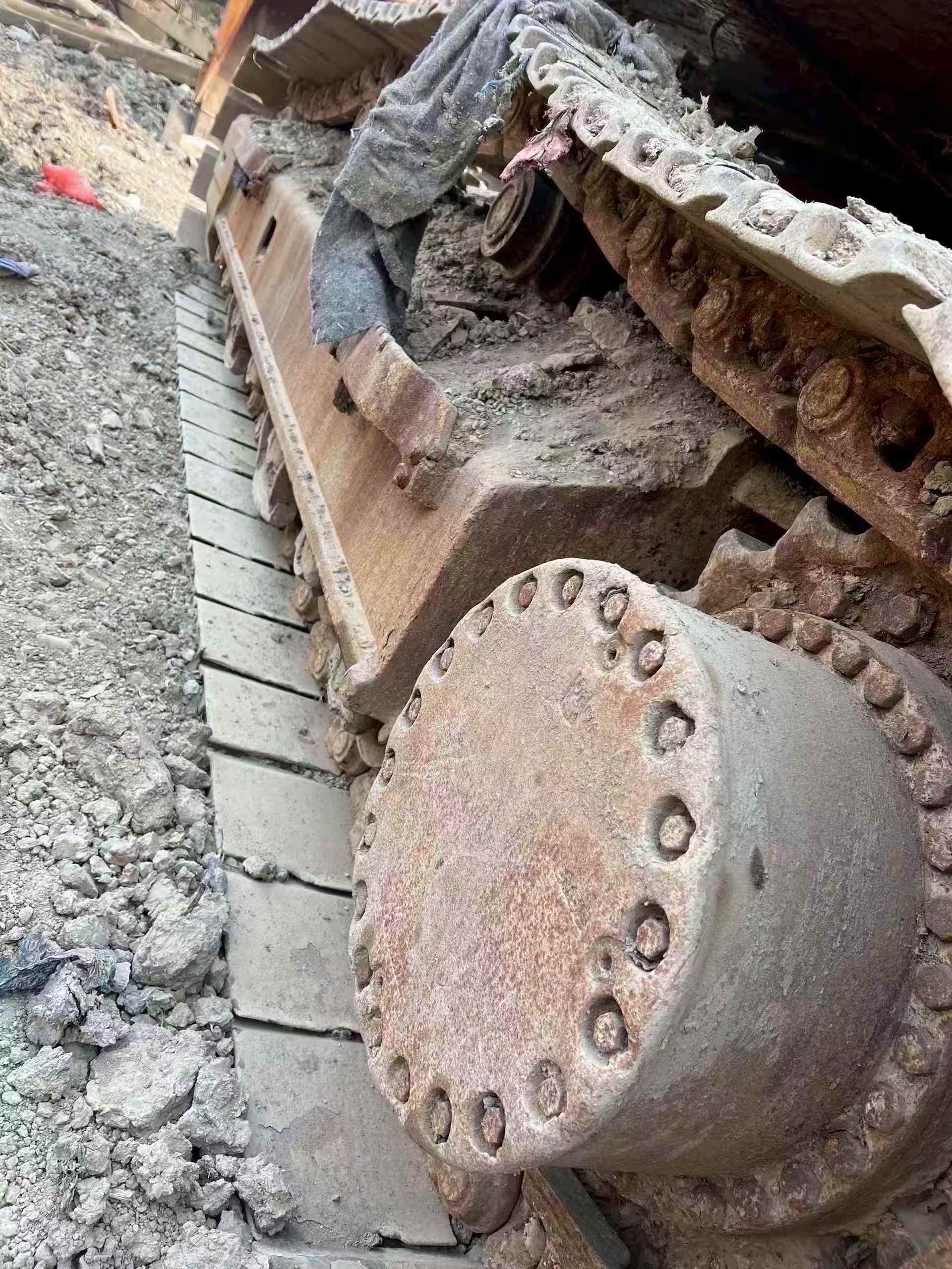 Buy Hitachi EX350 Used Excavator / 5