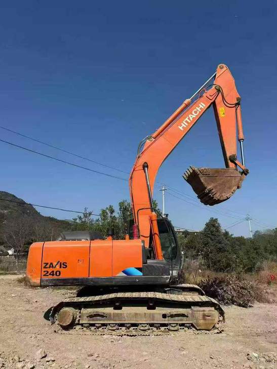 Buy Hitachi ZX240 Used Excavator / 1