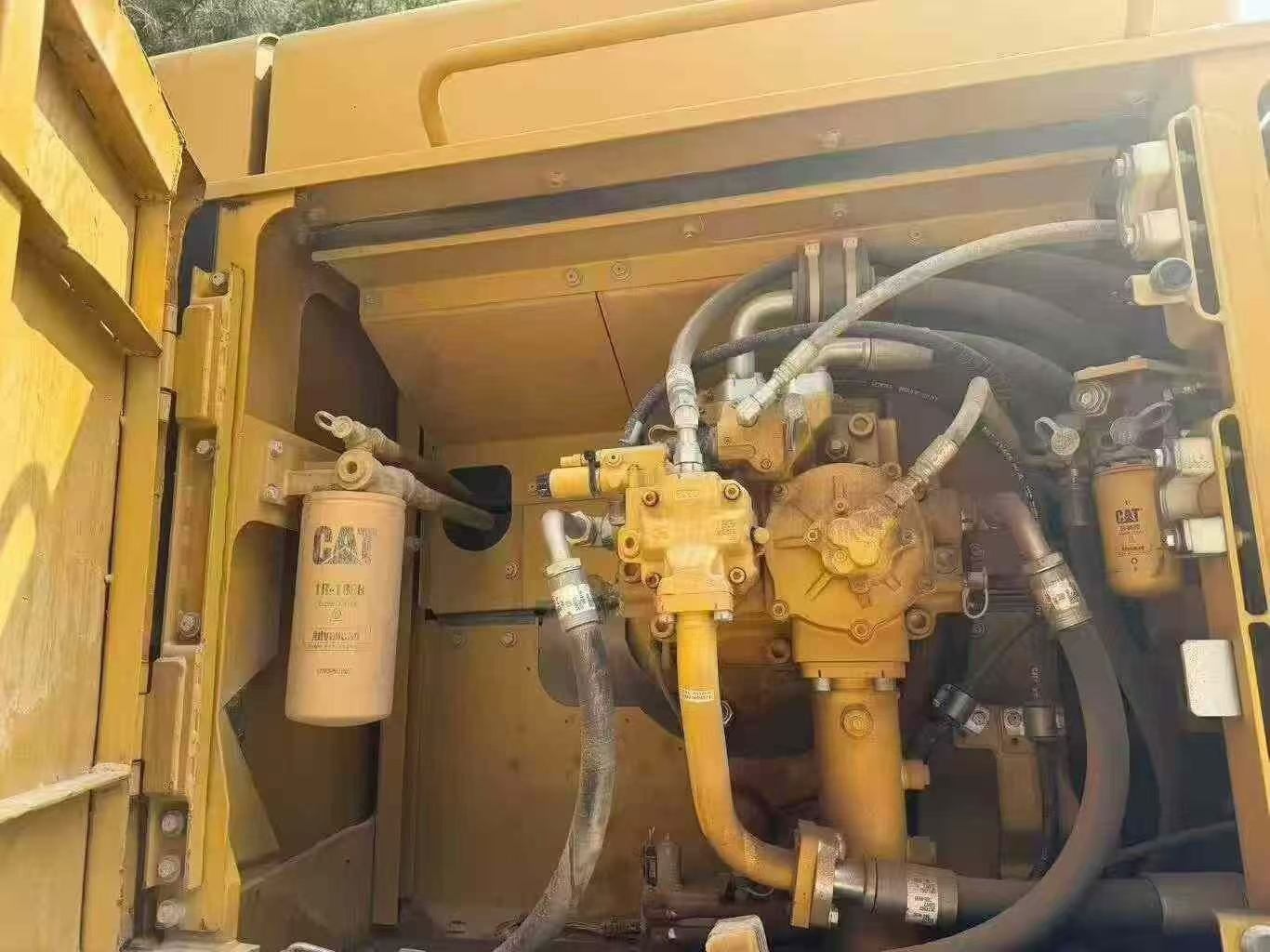 Buy Caterpillar 349E Used Excavator / 6