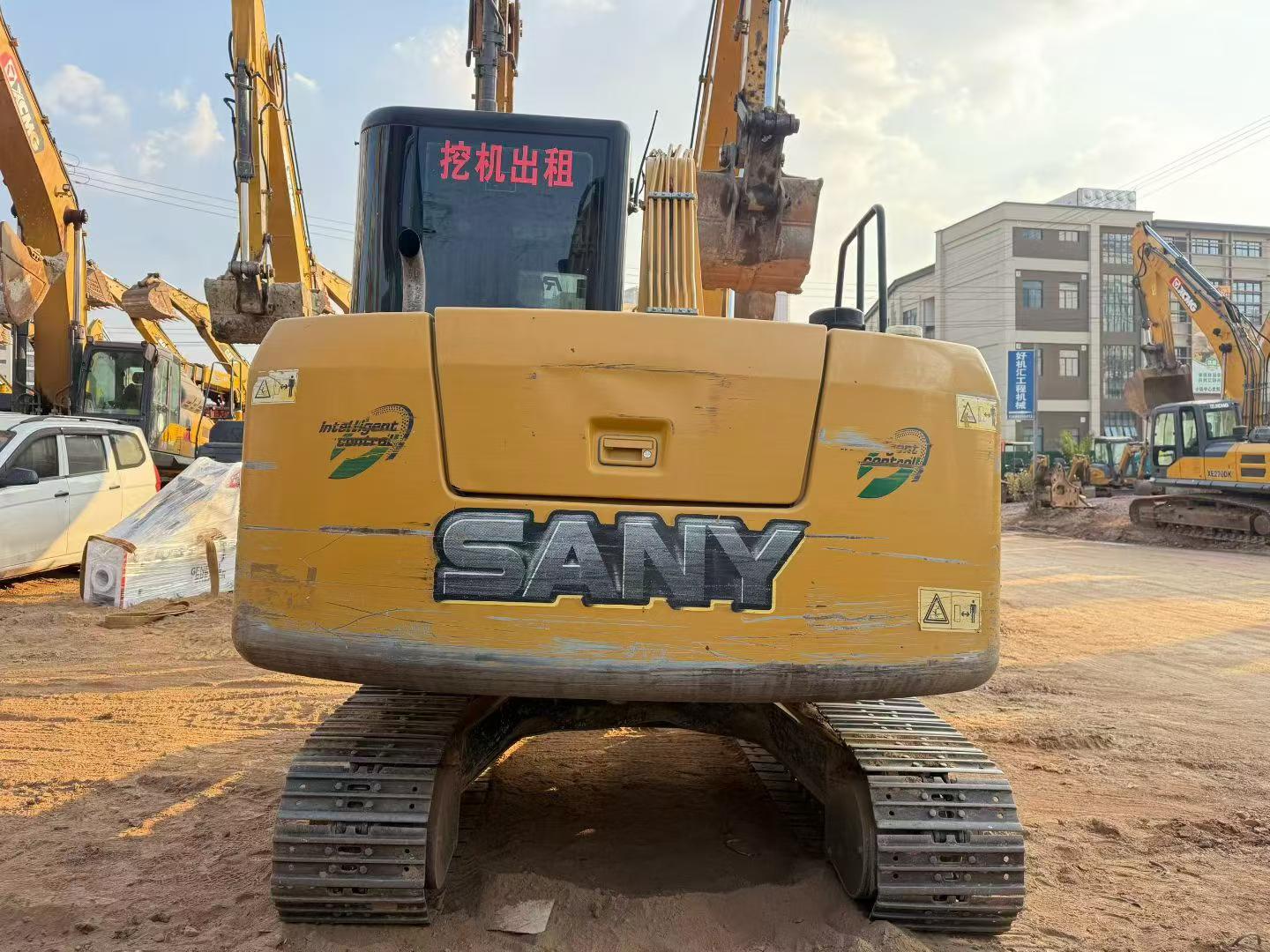 Buy Sany SY70C Used Excavator / 4