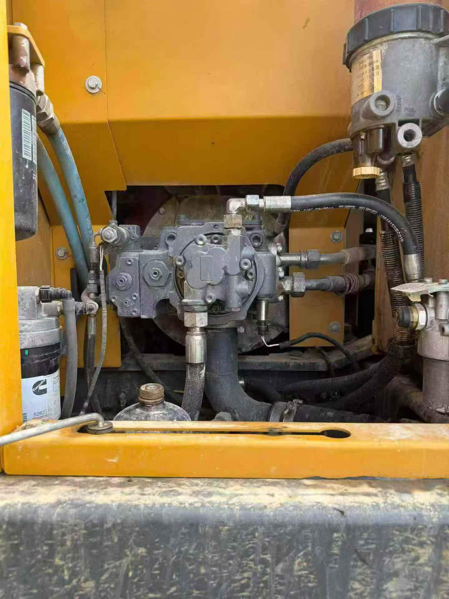 Buy XCMG XE150 Used Excavator / 8